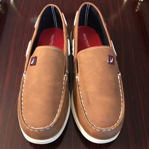 Woman’s Classic Nautica Tan White Rope Slip Ons!